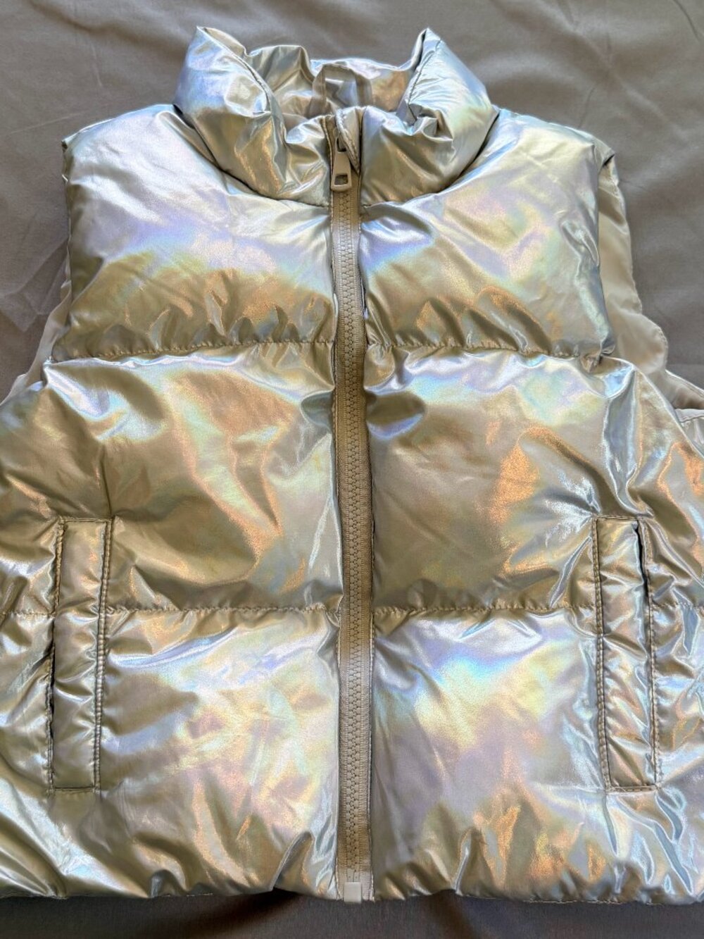 Olivia KAY Girls Puffer Vest Metallic Sliver Size 8 With Pockets